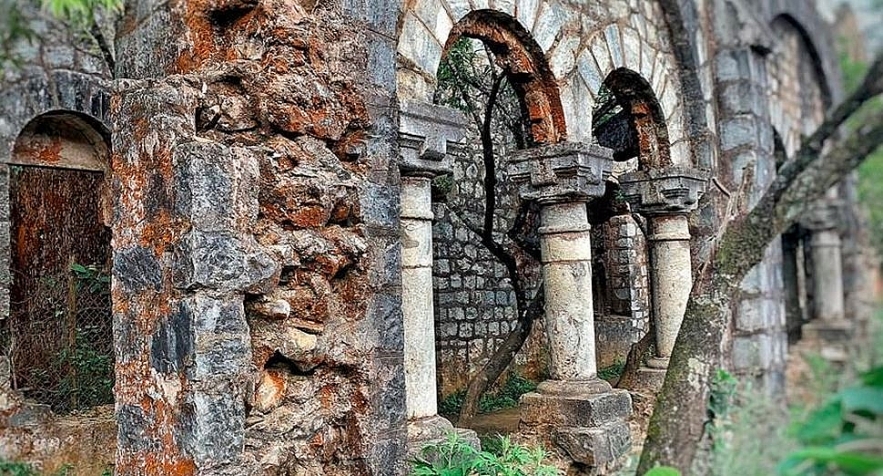 Ta Phin Monastery’s paranormal beauty ta phin monasterys paranormal beauty