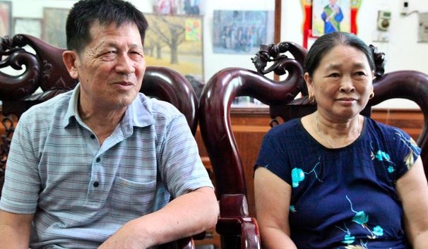 71 year old man in bac giang used private land to build free park for children