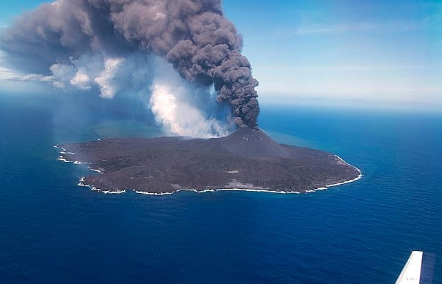 A Japanese Island Keeps Growing Ten Times In Size Vietnam Times