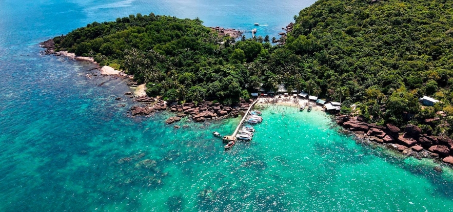 breathtaking beauty of phu quoc from birds eye view