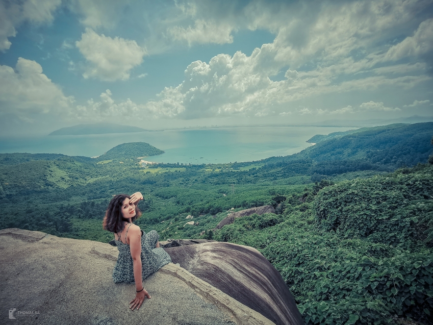 hai van pass an awesome coastal road trip in the central vietnam