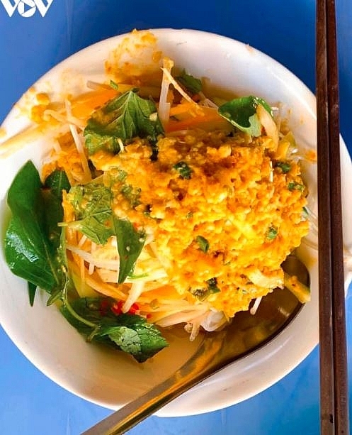 unmissable street food during day trip to kien giang