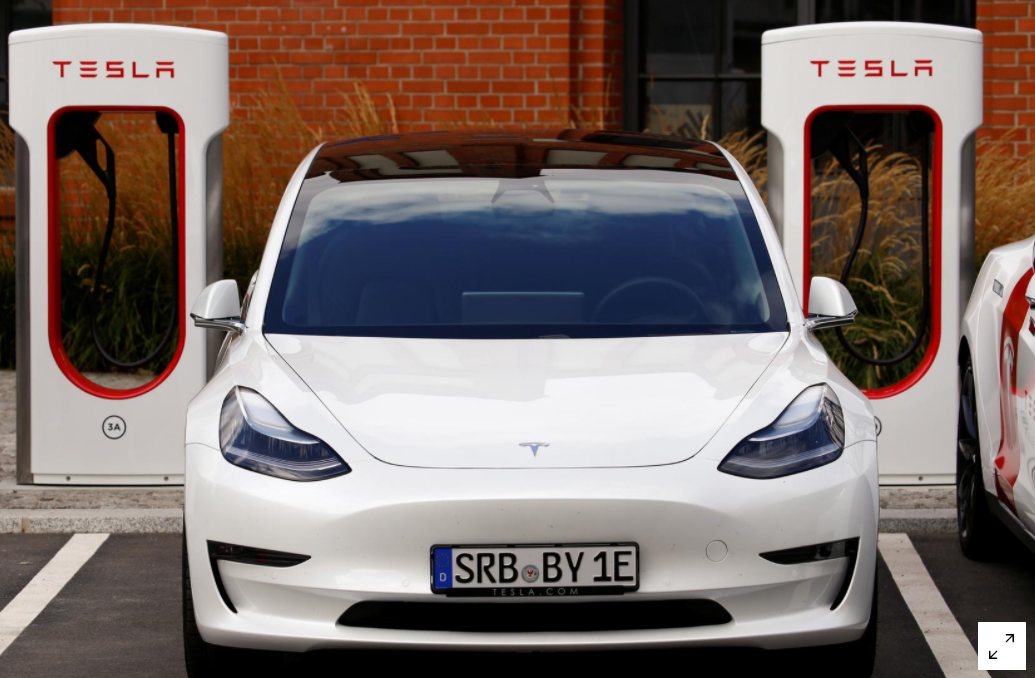 Tesla sets up new supercharger equipment for electric cars in Berlin