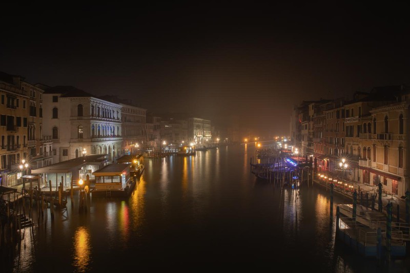 Stunning Venetian Nights Captured by Vietnamese Photographer