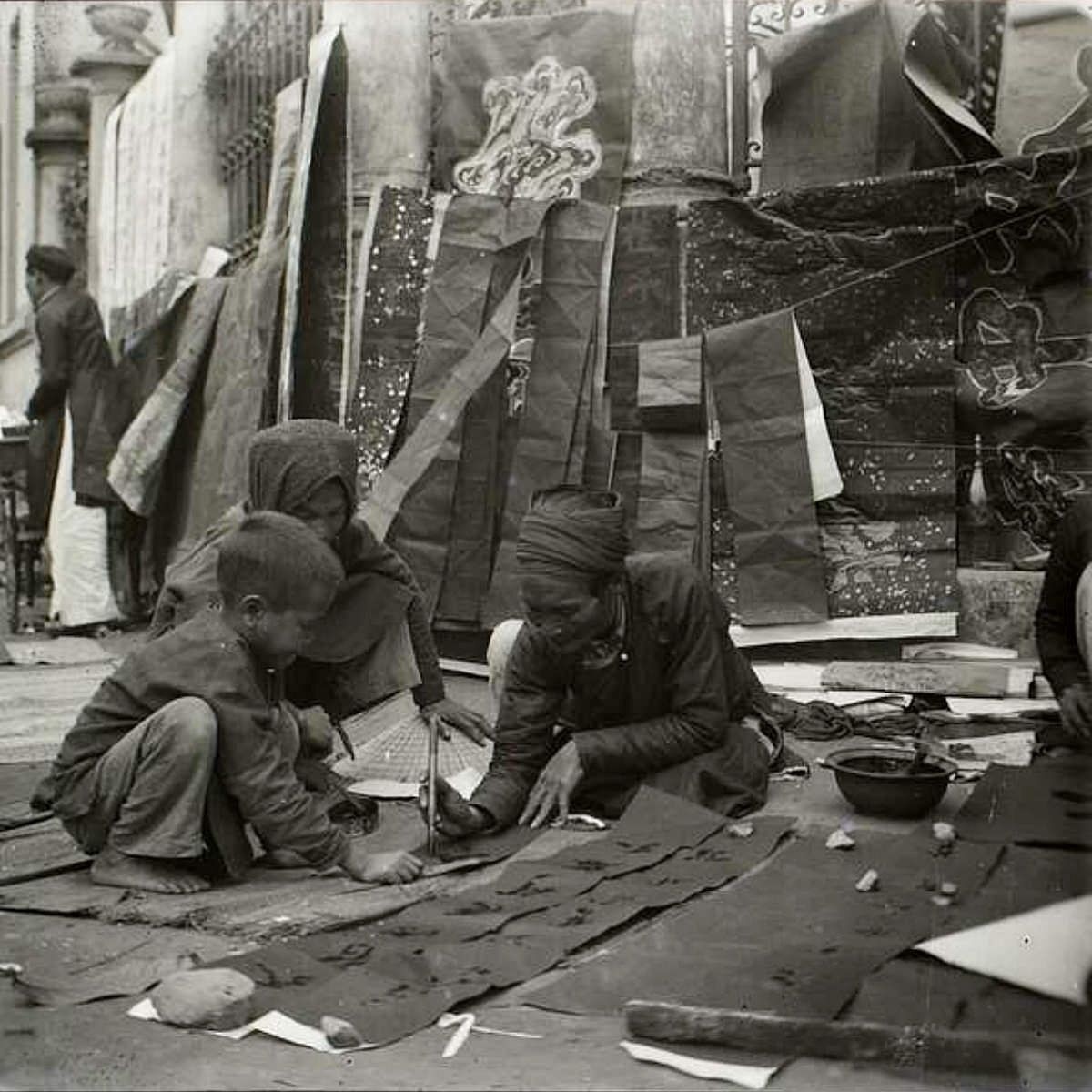 Lunar New Year in Hanoi A Century Ago in Photos