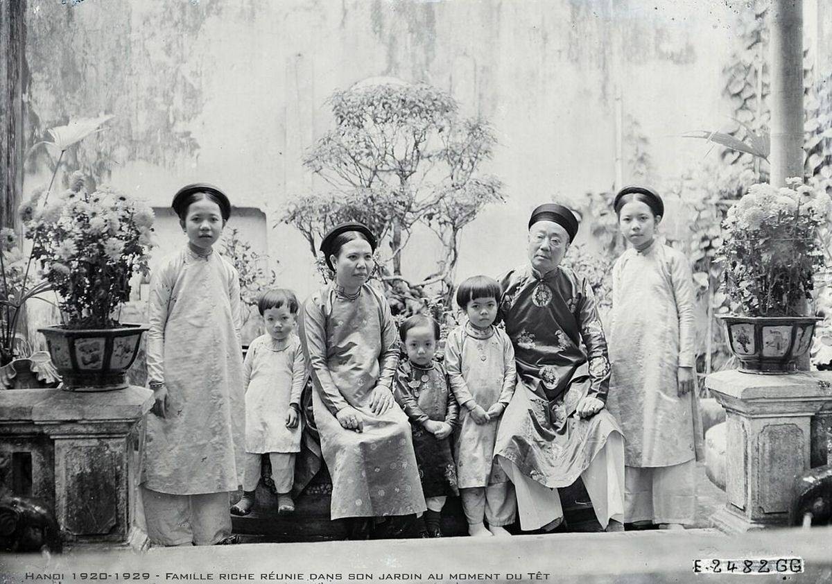 Lunar New Year in Hanoi A Century Ago in Photos