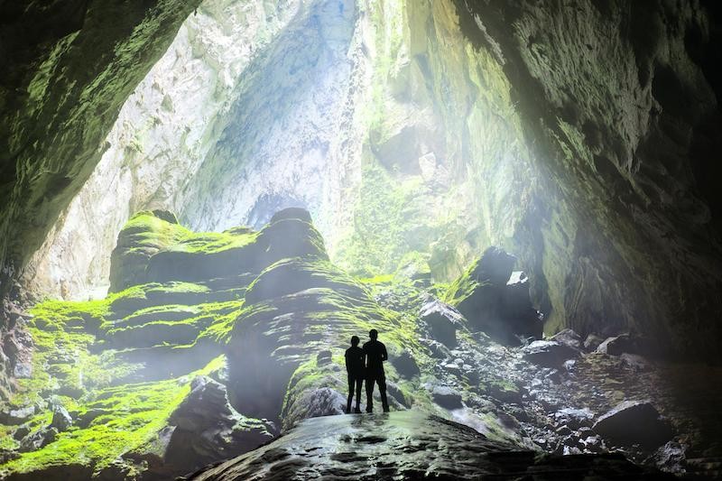 Surreal "Wedding Cake" Photogenic Spot in Son Doong Cave