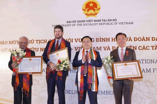 NA Chairman Joins India-Vietnam Friendship Association to Celebrate Diplomatic Relations Anniversary
