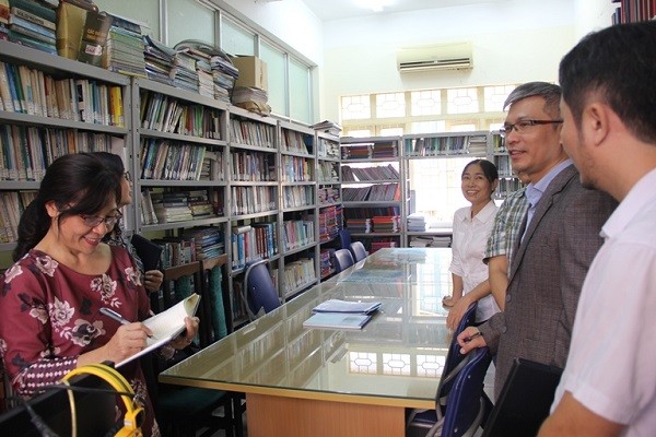 VNU University of Science conducts an internal assessment of the curriculum and examines the preparation of documentation and facilities before evaluation.
