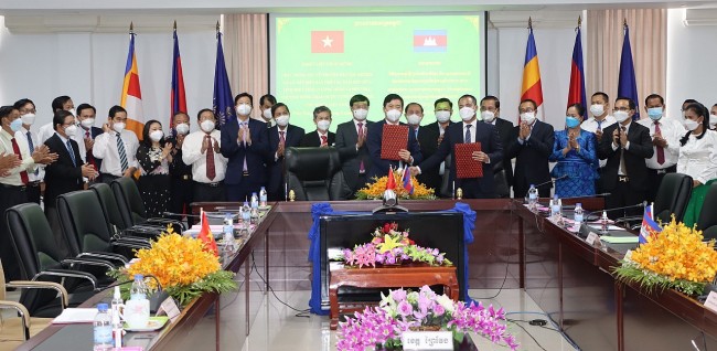 Dong Thap - Prey Veng to Cooperate in Many Important Fields