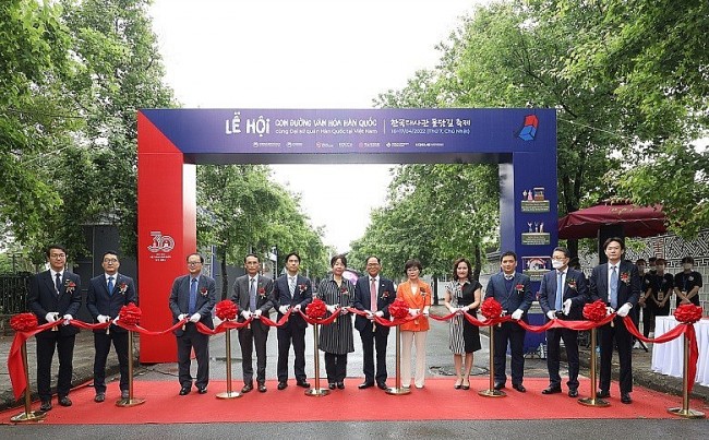 'Korean Cultural Road' Festival in Hanoi: The K-Wave Strengthens Viet - Korea Friendship