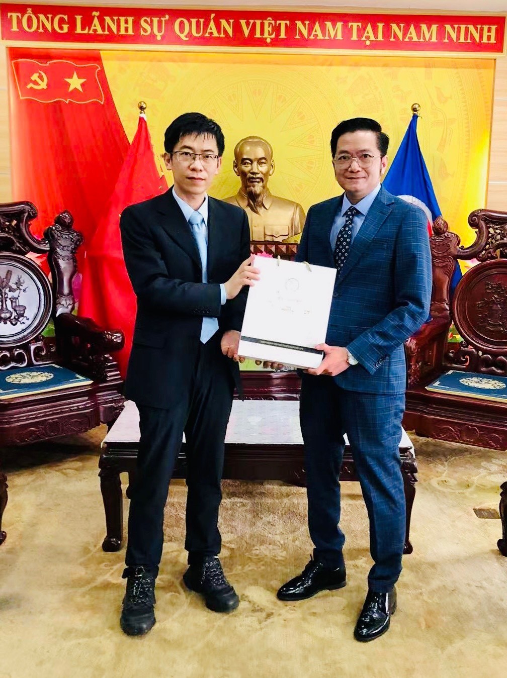 Strengthening Trade and Investment Promotion between Vietnam and Guangxi (China)