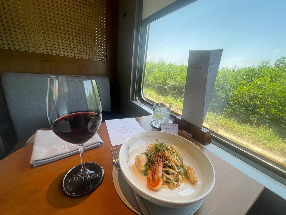 expat journalist impressed by vietnams luxury train experience