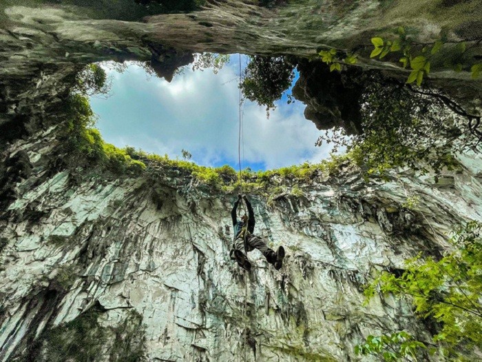 Ha Giang Sinkhole Turned Majestic Tourist Beauty