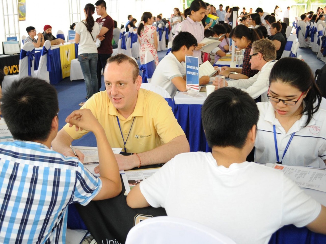 Vietnam Ranked 6th in Countries with Highest Number of Students Studying in US