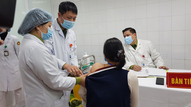 volunteers receive highest doses of vietnam made covid 19 vaccine