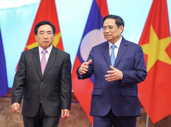 Vietnam, Laos Agree to Deepen Comprehensive Cooperation