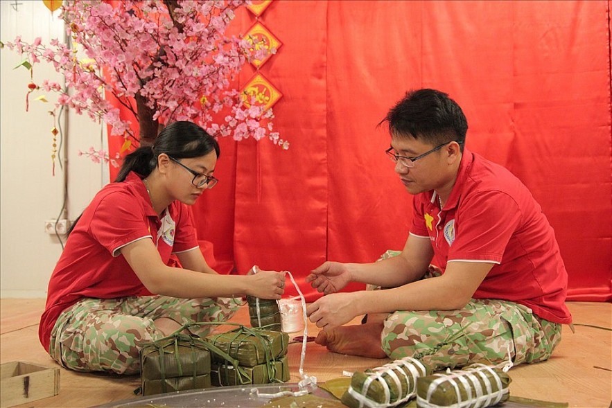 The management of the hospital make a detailed plan on cultural and spiritual activities to ensure Vietnamese peacekeepers enjoy a joyful Tet celebration.