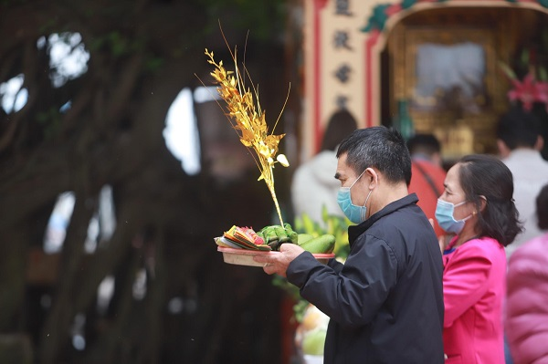 Hanoi reopens historical sites, walking streets this month