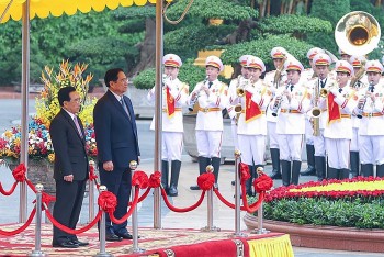 Vietnam - Laos Cooperation Thrives, Says Laotian Newspaper