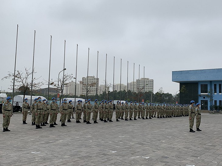 Blue-beret Vietnamese soldiers are ready for peacekeeping mission in Africa (Photo: VOV)