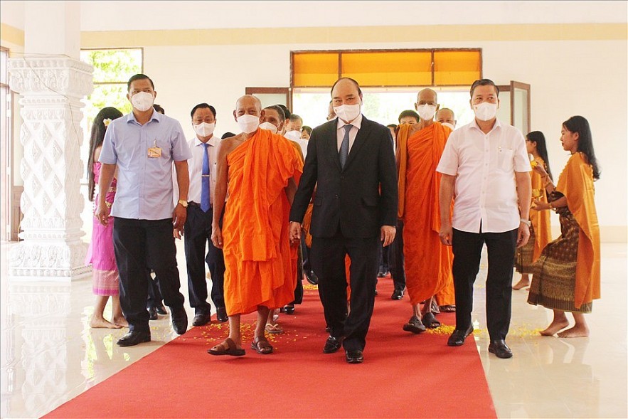 President Extends New Year Wishes to Khmer Community