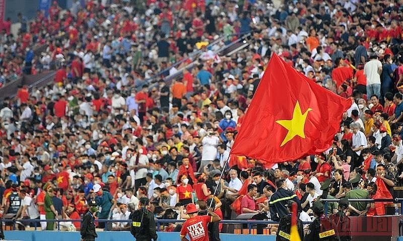 Vietnamese fans at Viet Tri Stadium. (Photo: Nhan dan)