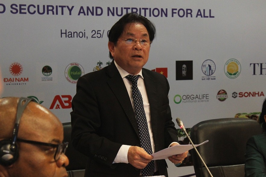 Associate Prof. Dr. Le Phuoc Minh, IAMES Director and VAECA President, 