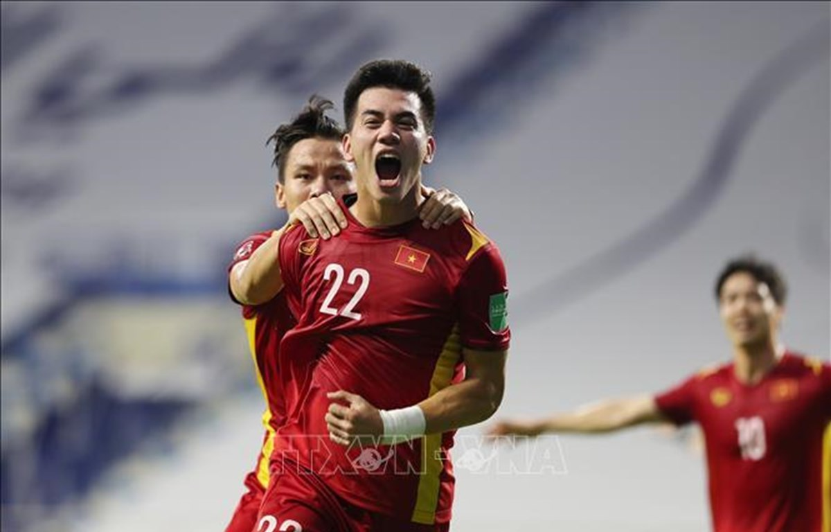 Vietnam hold off Malaysia for 2-1 win, moving closer to World Cup final qualifying round