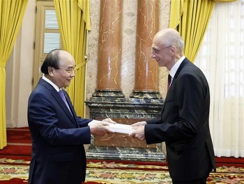 Vietnam Seeks Stronger Cooperation with Croatia, Senegal