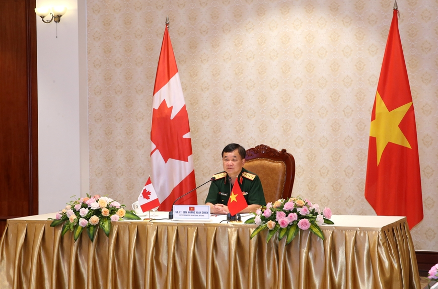 Vietnam, Canada Discuss South China Sea Issue at First Defense Policy Dialogue