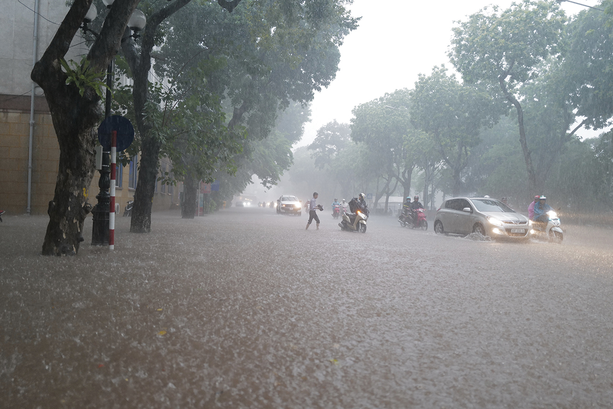 Hanoi flooded after heavy downpours