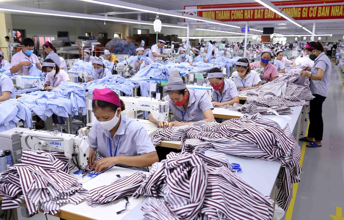 Vietnam attracts nearly USD20 billion in FDI in eight months