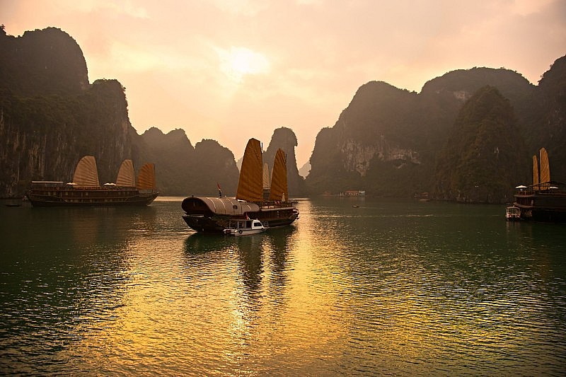 Ha Long Bay Among Nominees for Asia's Leading Tourist Attraction