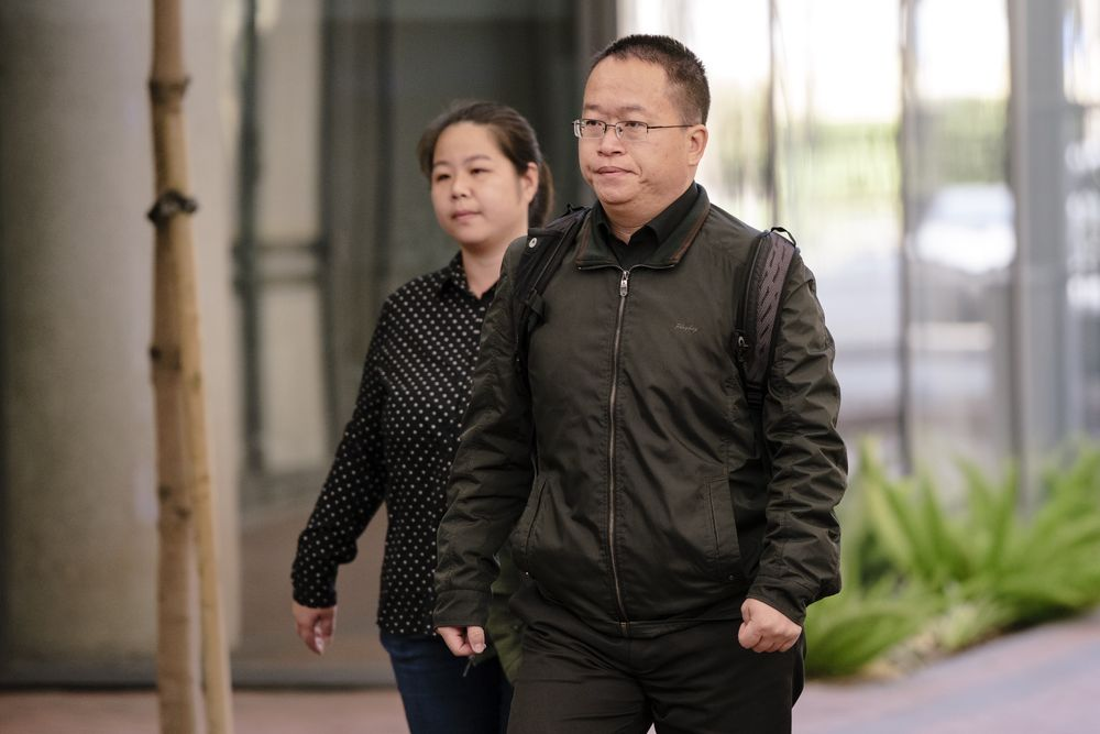 us sentences chinese professor to18 months in prison for theft espionage