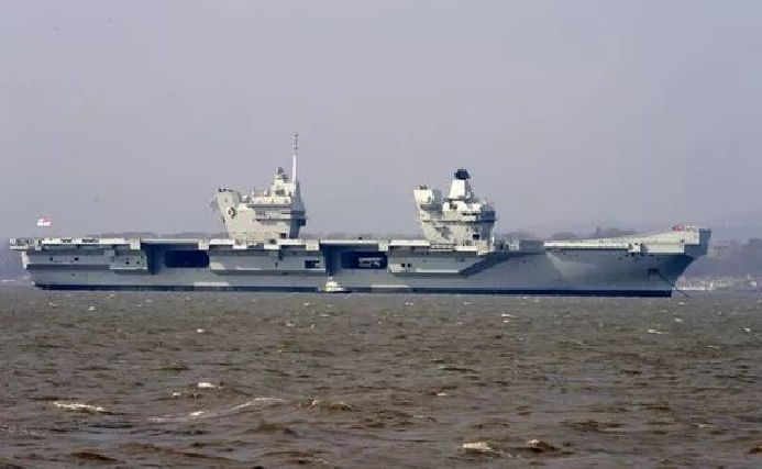 uk defence ministry urged to send hms queen elizabeth into south china sea bien dong sea