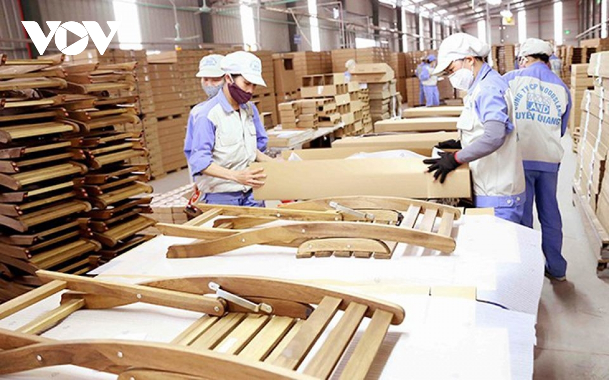 vietnams wood exports reach nearly us 9 billion in nine months