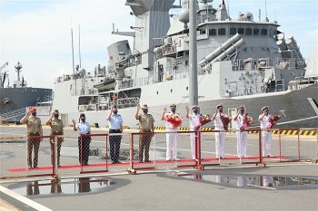 Australian Warships Visit Vietnam as Part of Indo-Pacific Endeavour 2021