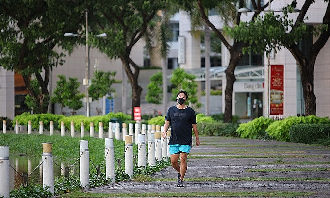 A man walks in Canh Doi Park in District 7, HCMC, September 21, 2021. Photo by VnExpres