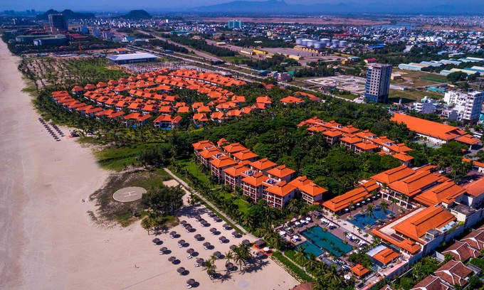 da nang considers resuming tourism from early october