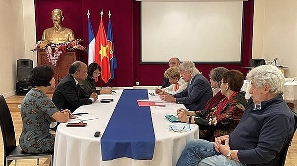 Association Contributes to Strengthening Vietnam-France Friendship