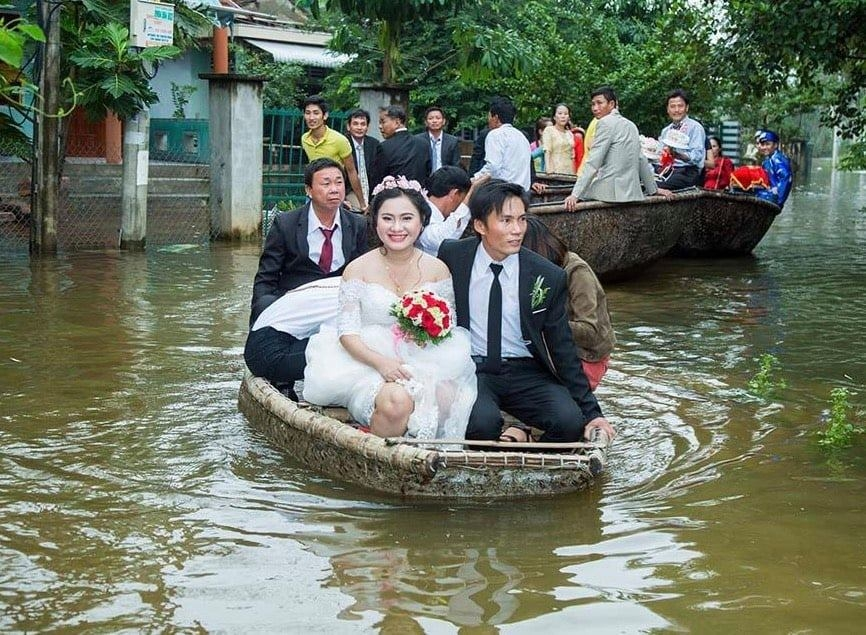 Heart-touching photos from flooding in central region