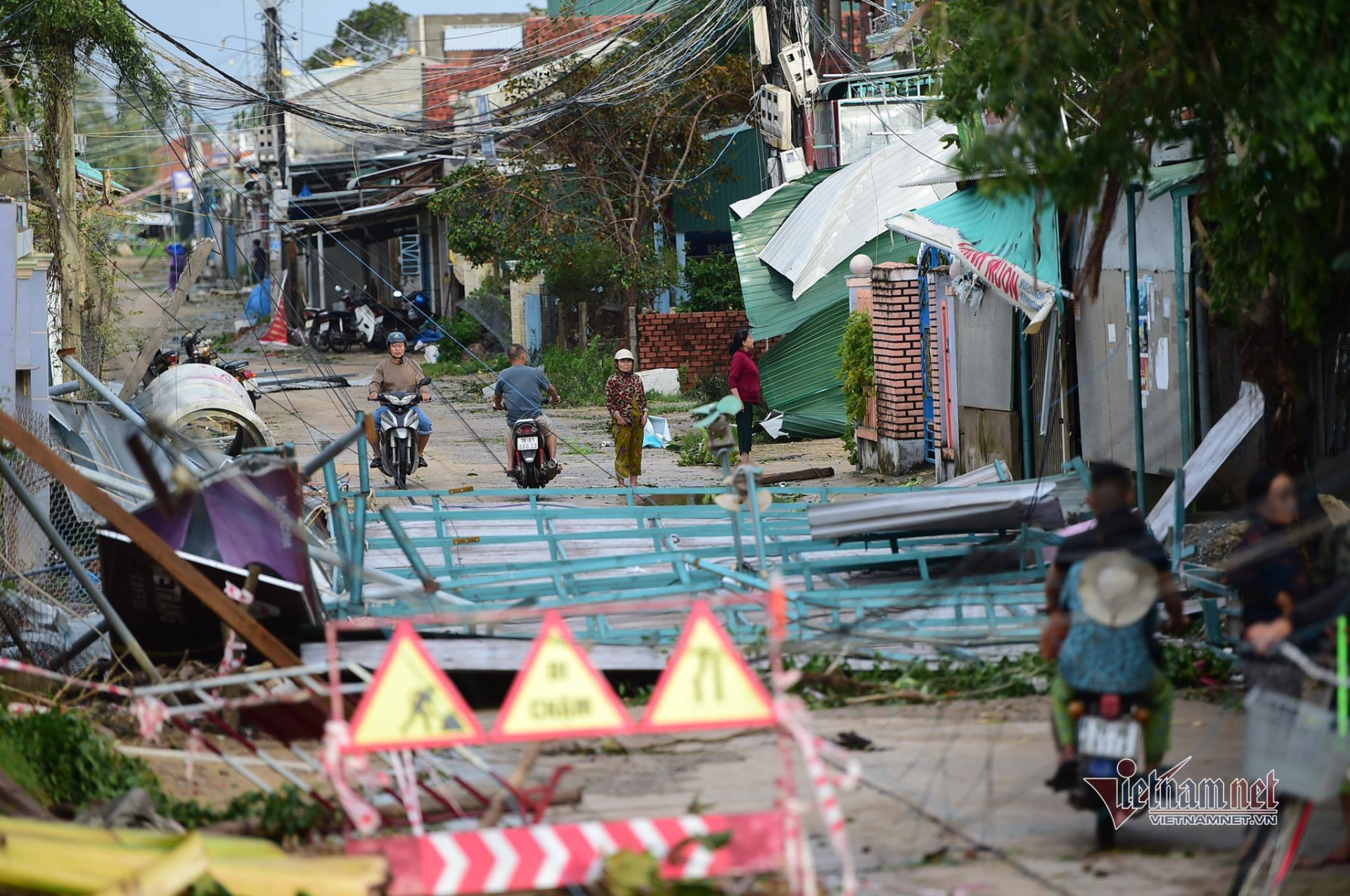 New storm to enter Bien Dong Sea, may slam into central Vietnam