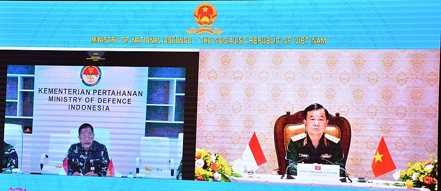 The event was co-chaired by Sen. Lieut. Gen. Hoang Xuan Chien, Deputy Minister of National Defense of Vietnam, and Lieut. Gen. Donny Ermawant Taufanto, Secretary General of the Ministry of National Defense of Indonesia