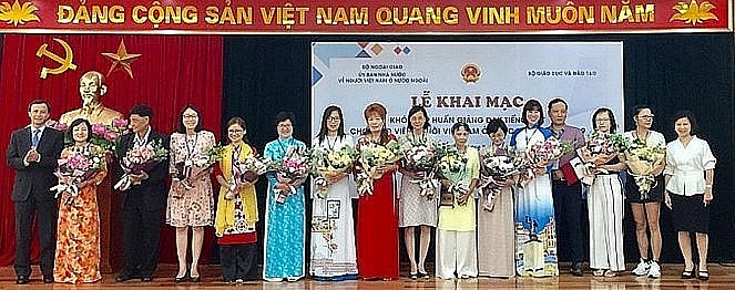 Teachers and volunteers teaching Vietnamese abroad joined the training in 2019. Photo: Vietnam Times