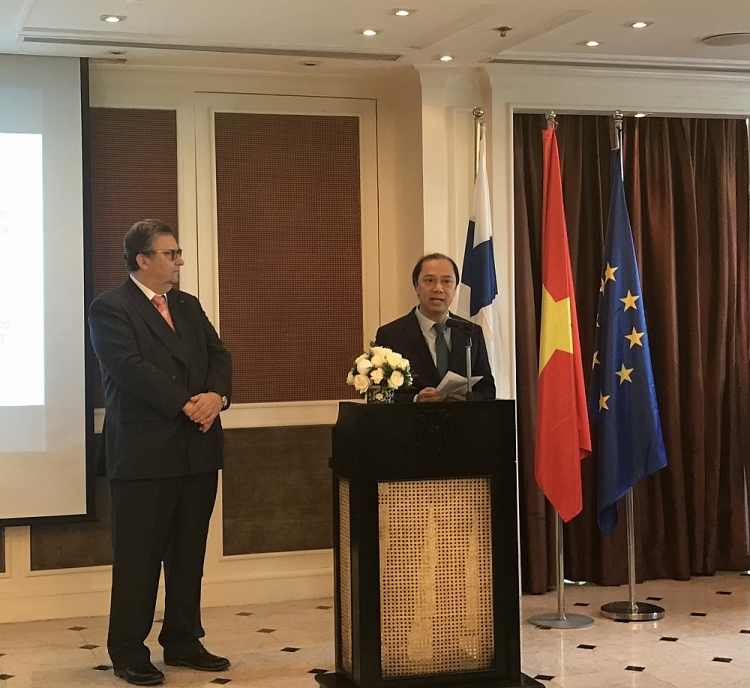 deputy fm calls on finnish firms to enhance cooperation with vietnamese partners