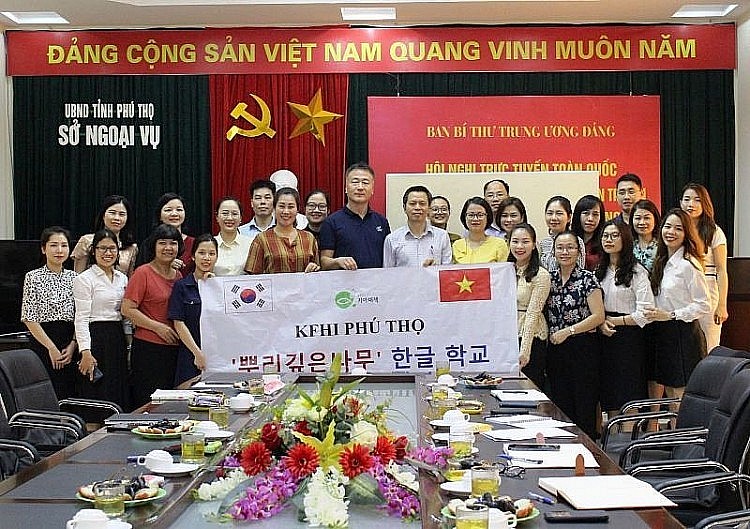 Korean Charity Aids Phu Tho Province in Covid-19 Combat