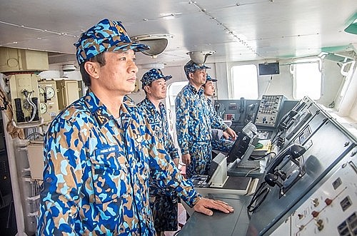 Vietnamese naval troops joining the patrol (Photo: baohaiquanvietnam.vn)