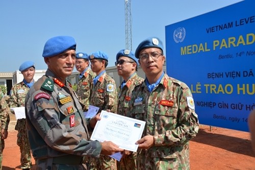 vietnams l2fh rotation 1 receives un medal
