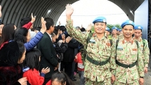 vietnamese peacekeeping force maintains peace to the world to defend the fatherland